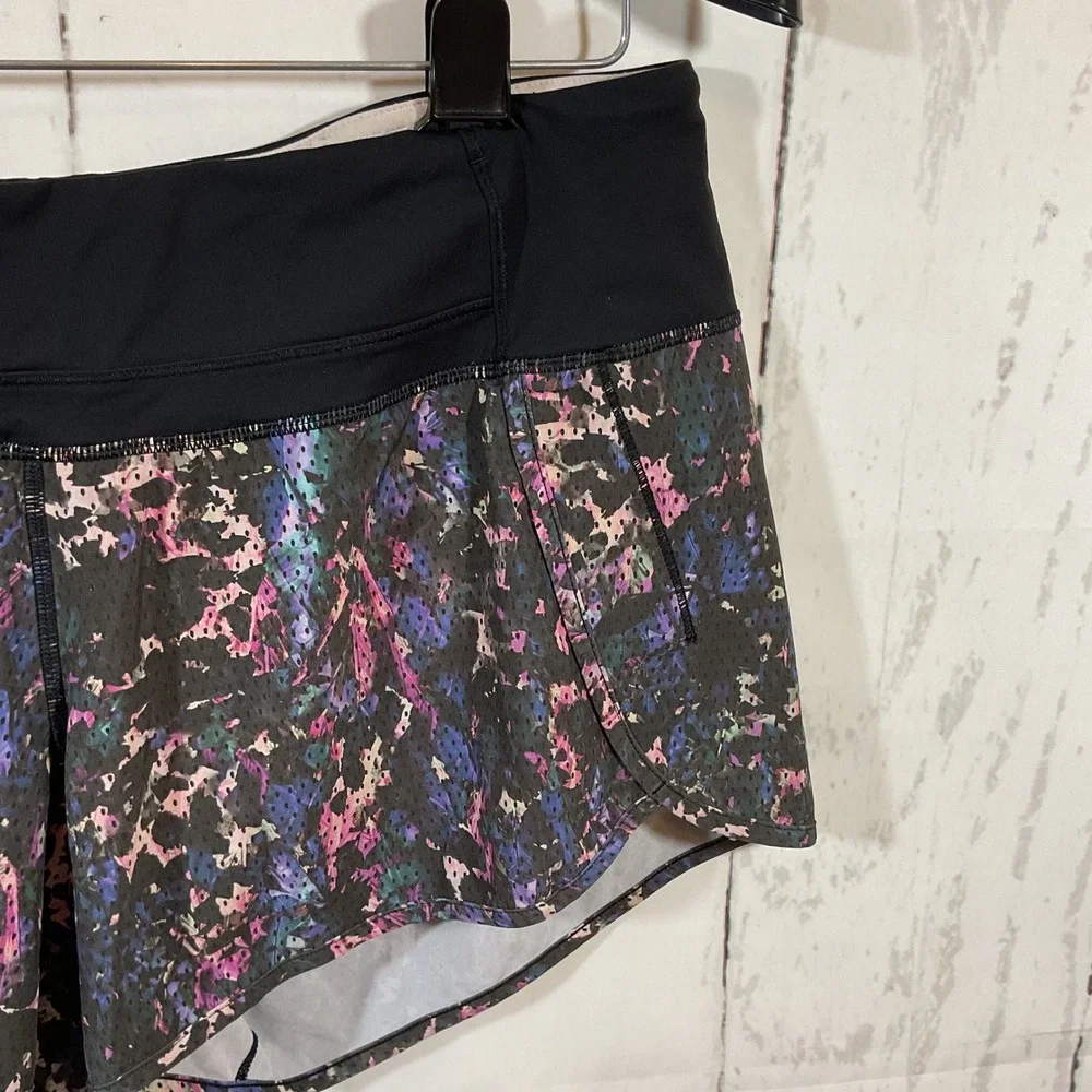 Lululemon Run Times Running Shorts Women 10 Floral Sport Black Multi‎ Print Gym